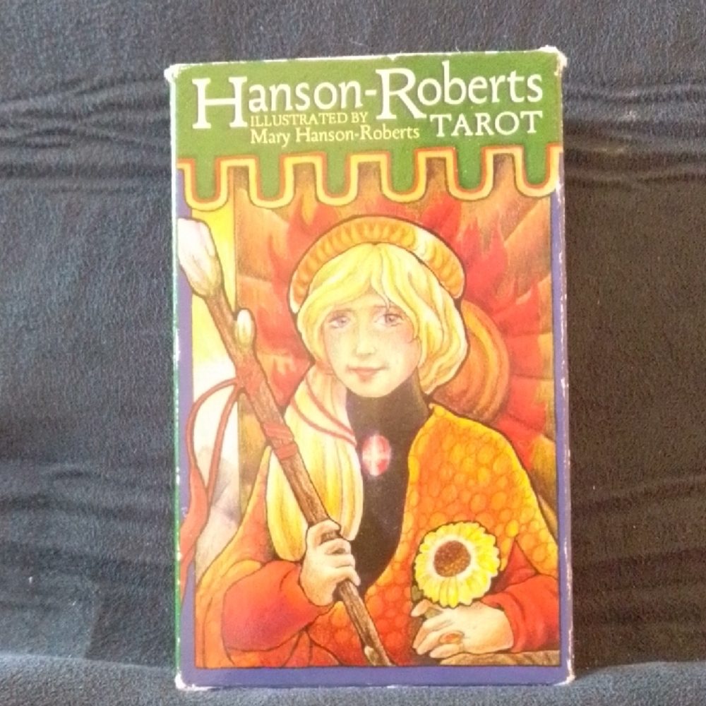 Hanson-Roberts Tarot Deck – Orange and Green Artwork